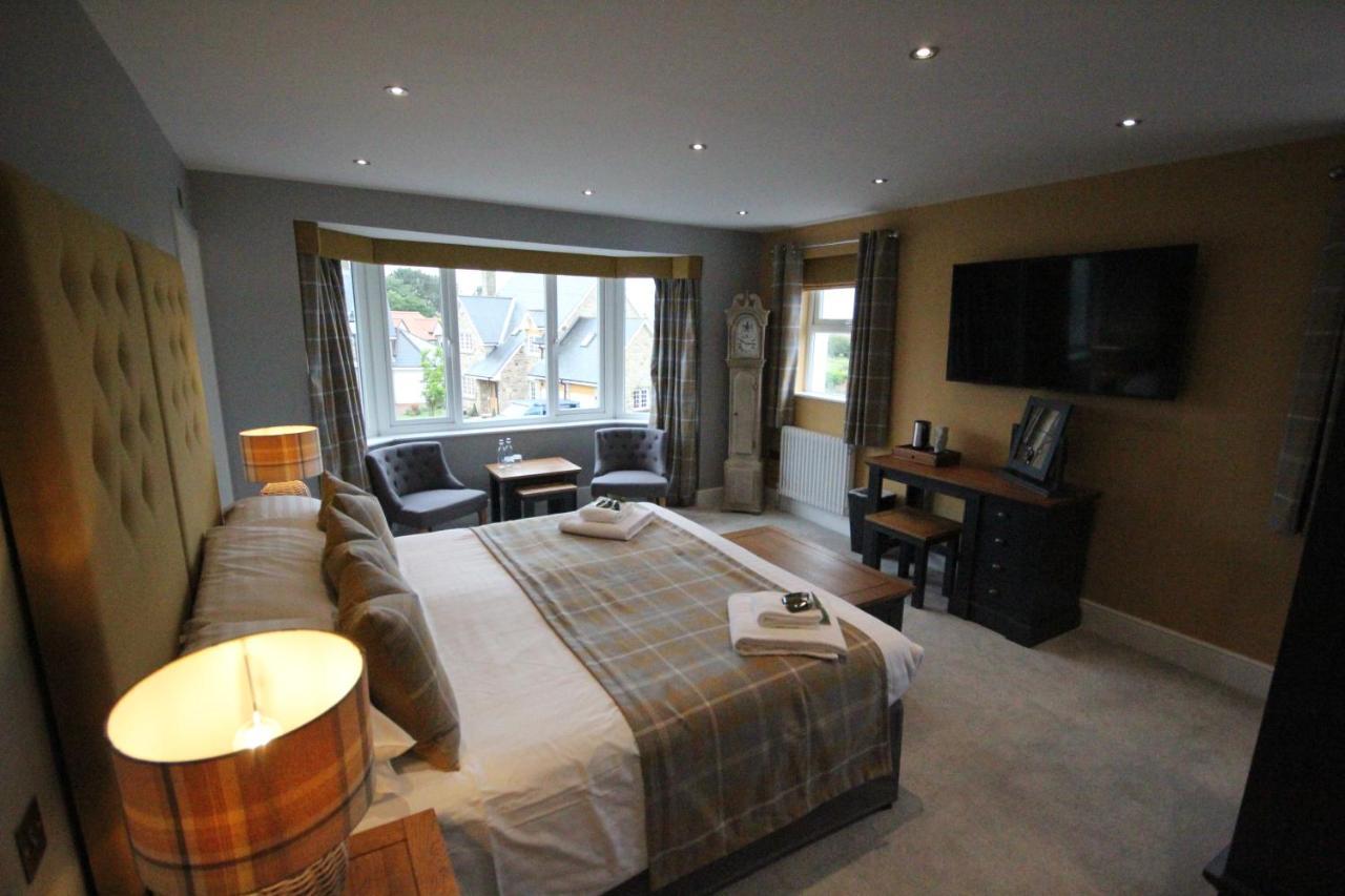 The Sunningdale Hotel Bamburgh Exterior foto