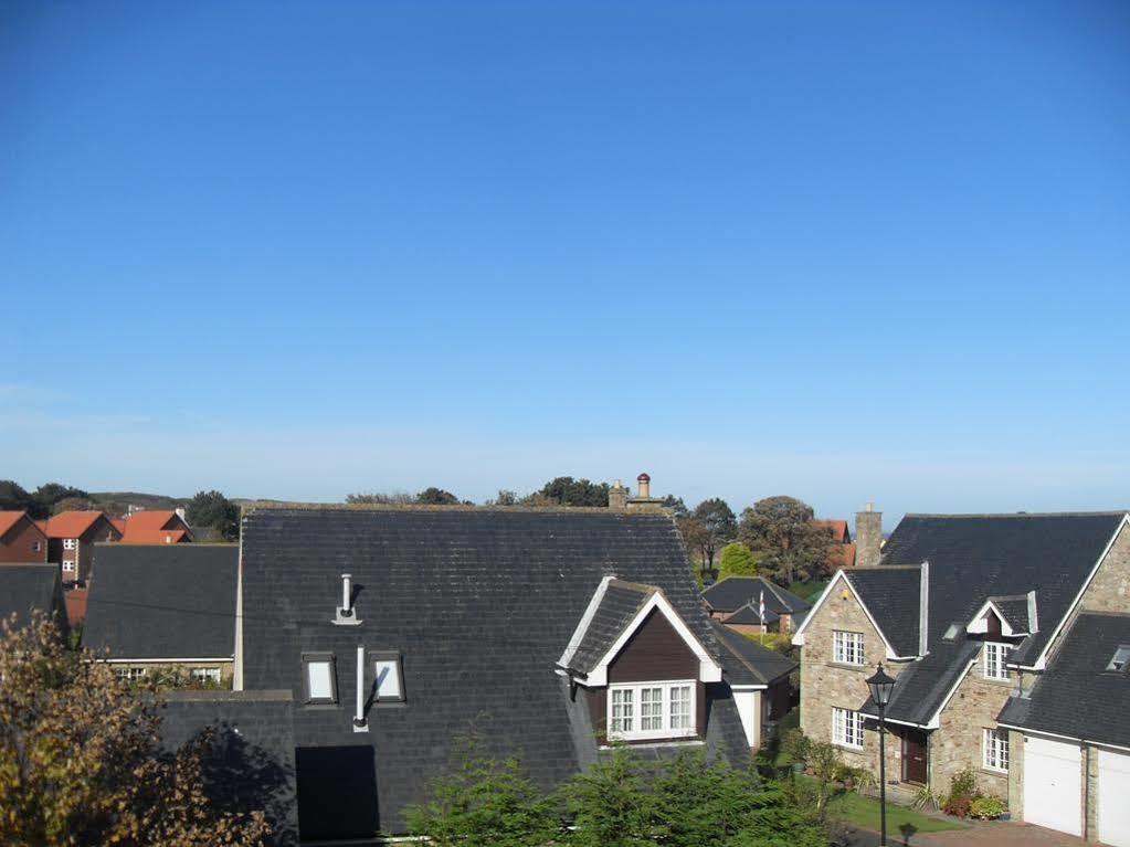 The Sunningdale Hotel Bamburgh Exterior foto